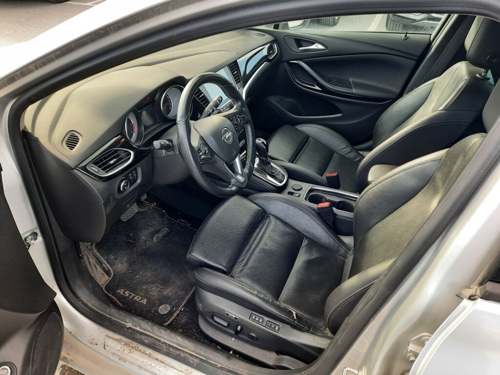 Opel Astra 2016 Hopea