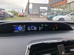 Toyota Prius 2016 Punainen
