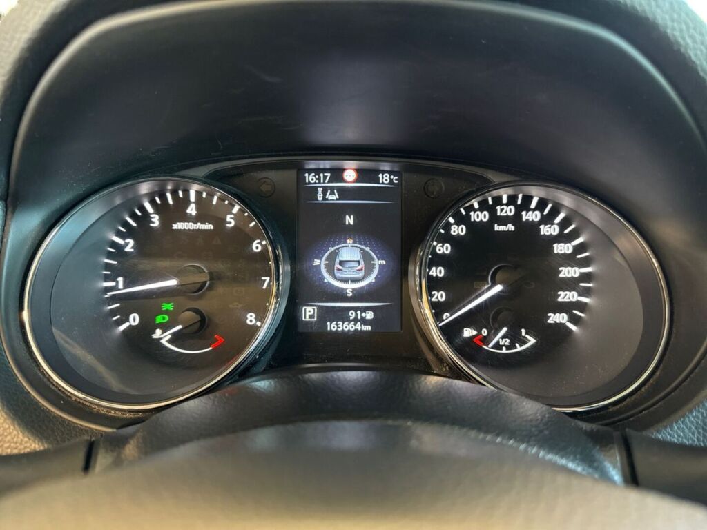 Nissan Qashqai 2016 Harmaa