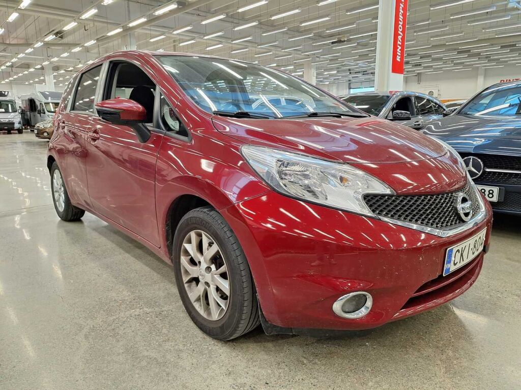 Nissan Note 2016 Punainen