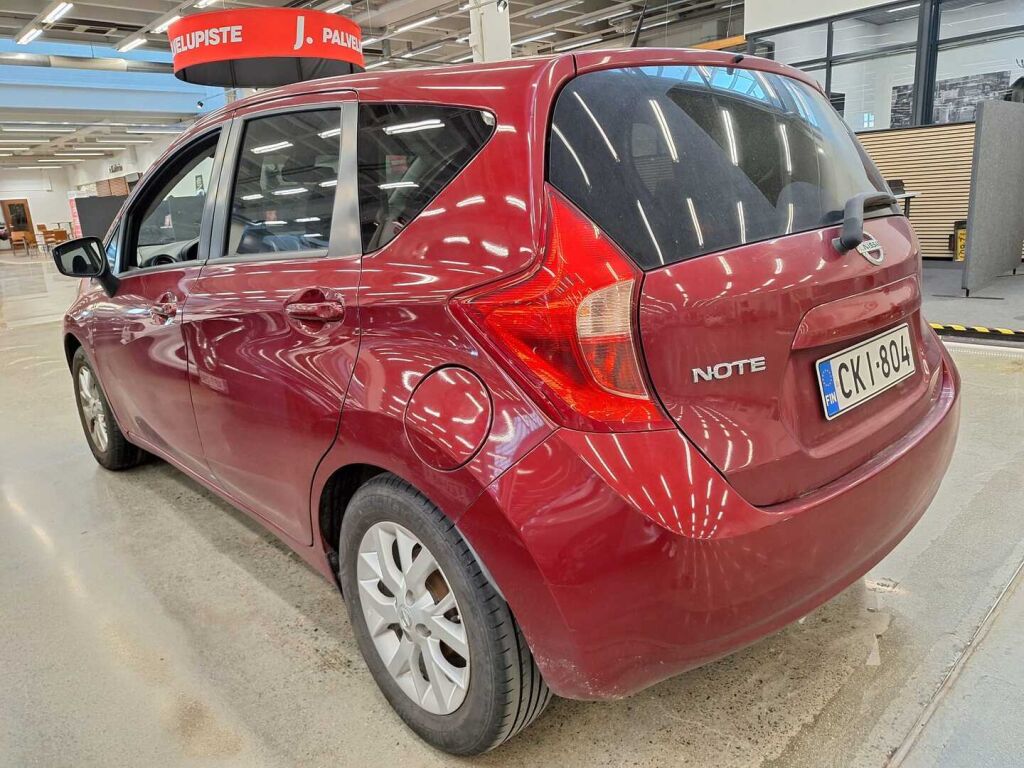 Nissan Note 2016 Punainen