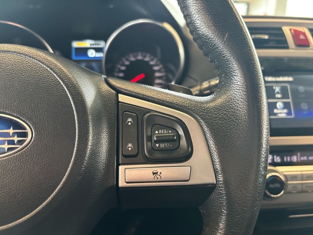 Subaru Outback 2016 Sininen