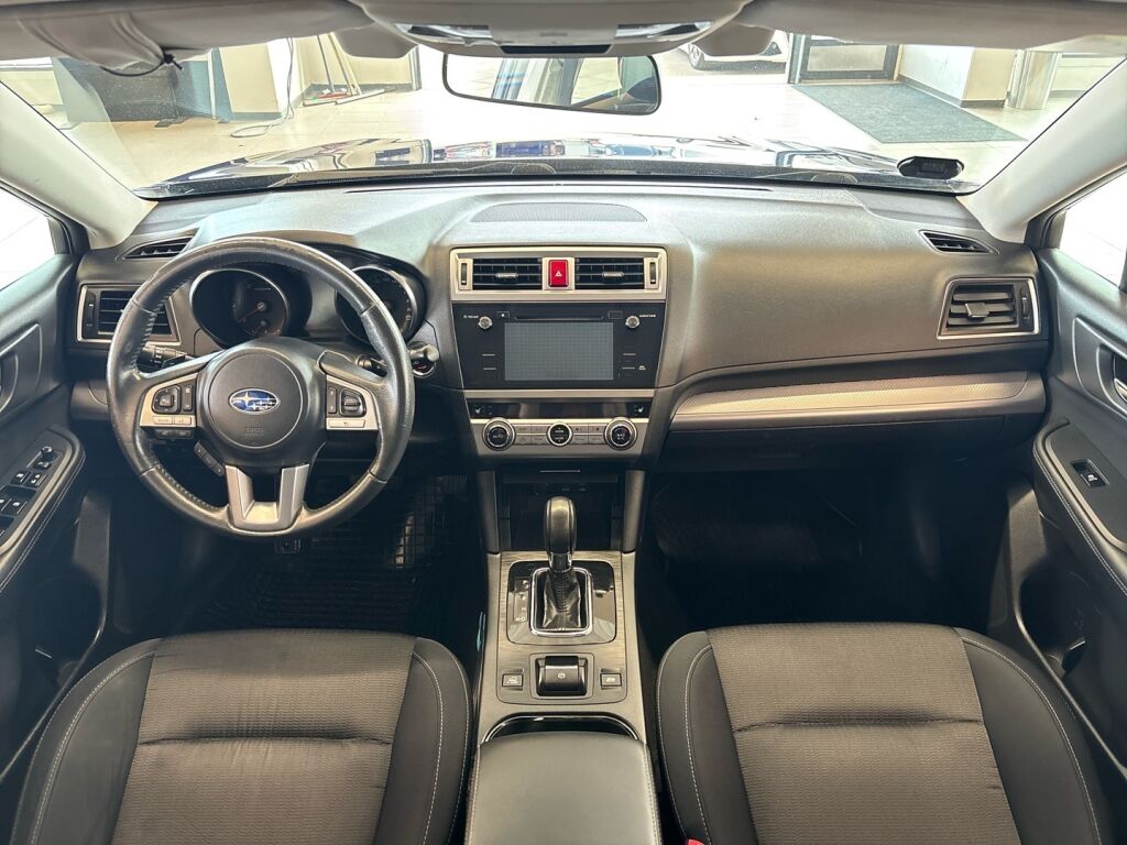 Subaru Outback 2016 Sininen