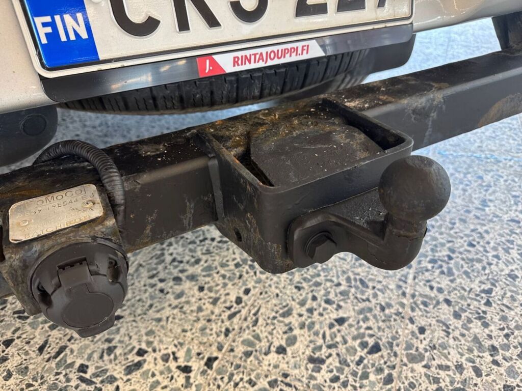 Ford Ranger 2017 Metallinhohto Hopea (Moondust Silver)
