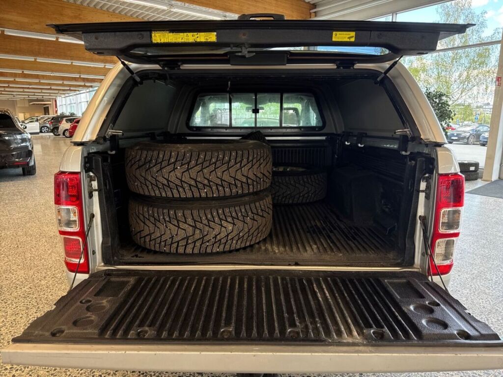 Ford Ranger 2017 Metallinhohto Hopea (Moondust Silver)