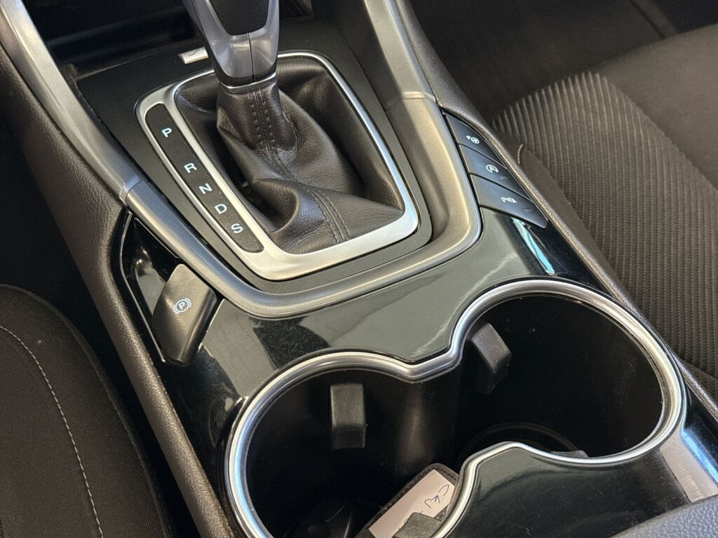 Ford Mondeo 2016 Harmaa