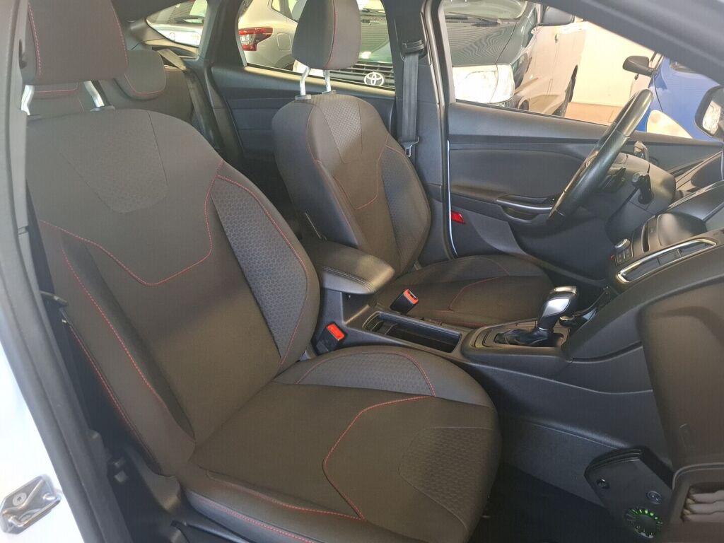 Ford Focus 2017 Valkoinen