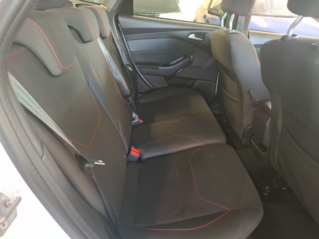 Ford Focus 2017 Valkoinen