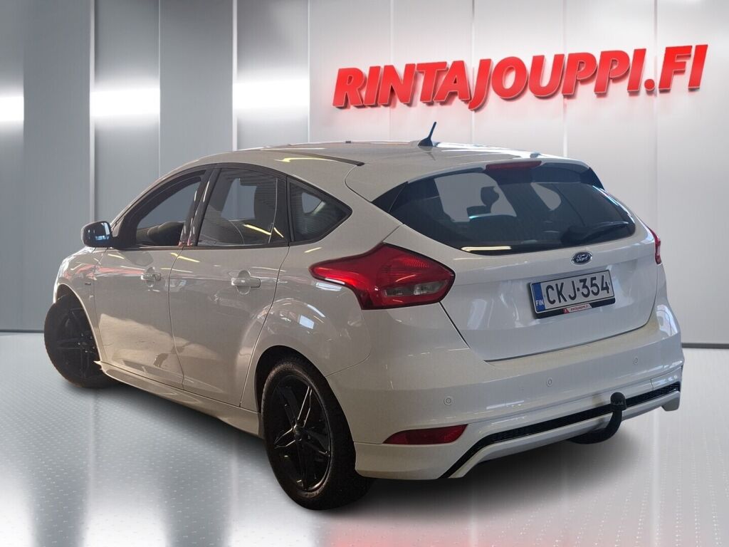 Ford Focus 2017 Valkoinen