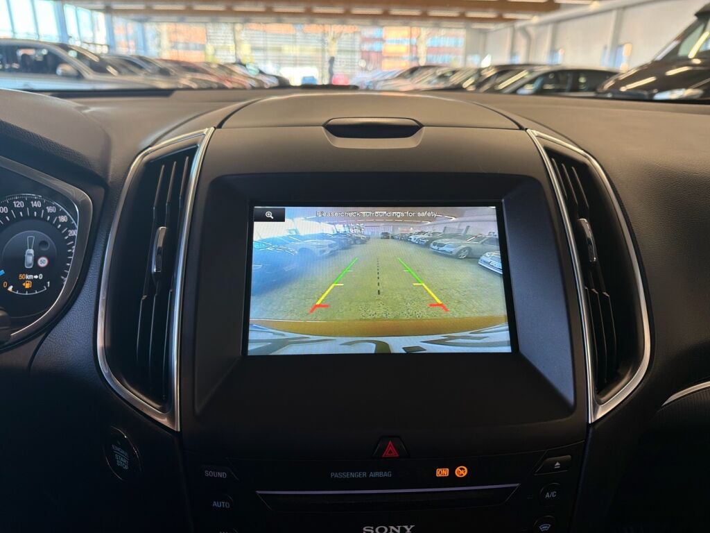 Ford Edge 2018 Punainen