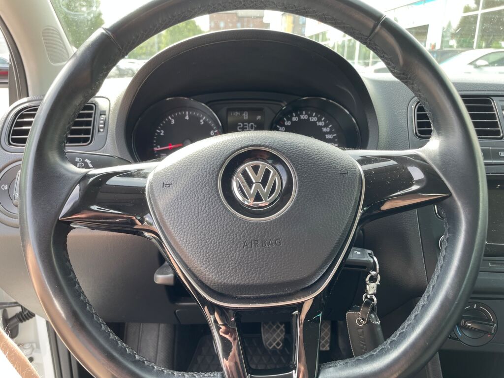 Volkswagen Polo 2017 Valkoinen
