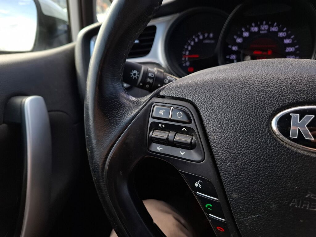Kia CEED 2017 Valkoinen