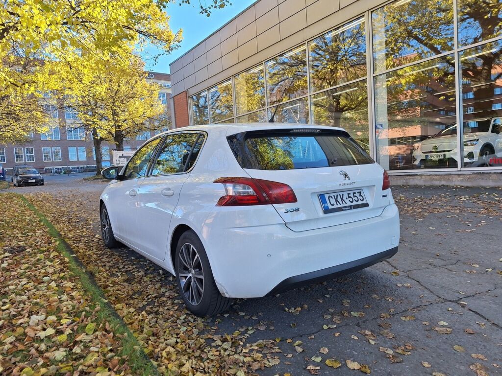 Peugeot 308 2017 Valkoinen