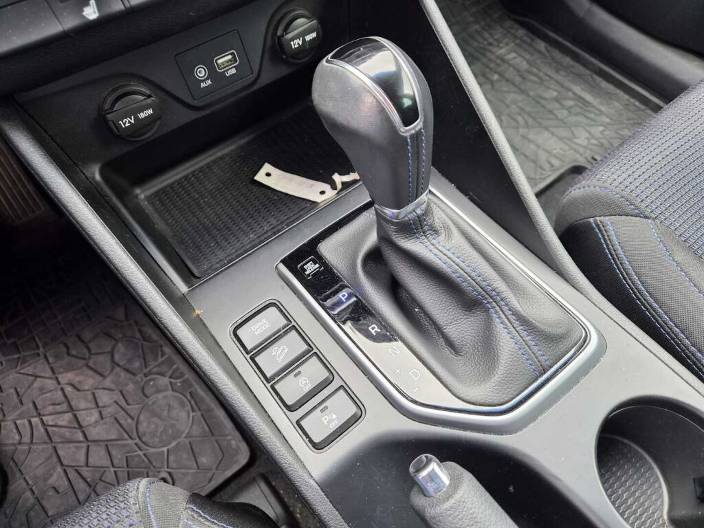 Hyundai Tucson 2017 Ruskea (beige)