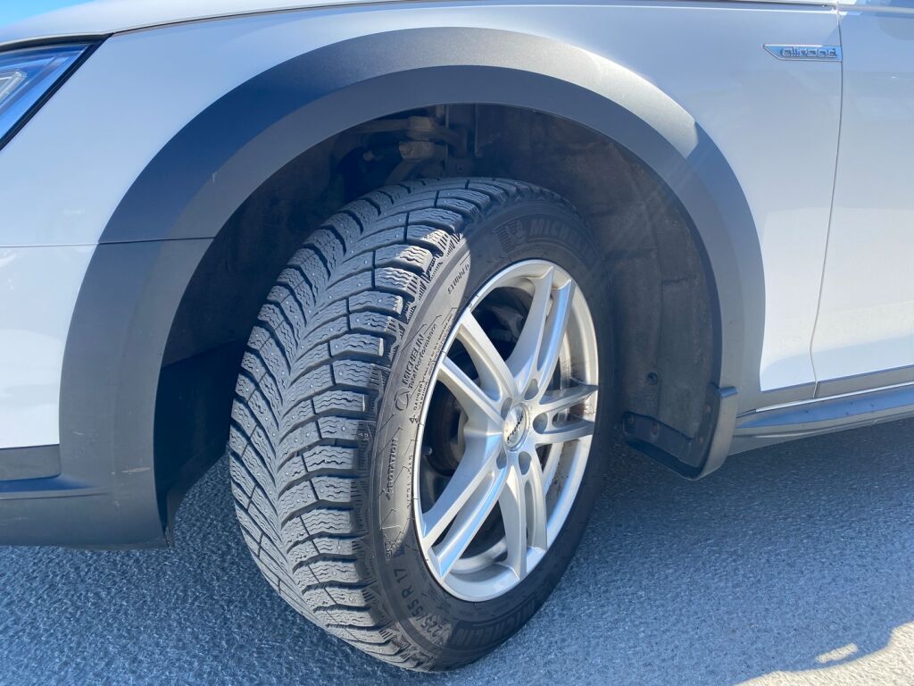 Audi A4 allroad quattro 2016 