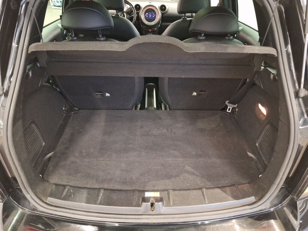 Mini Countryman 2011 Musta