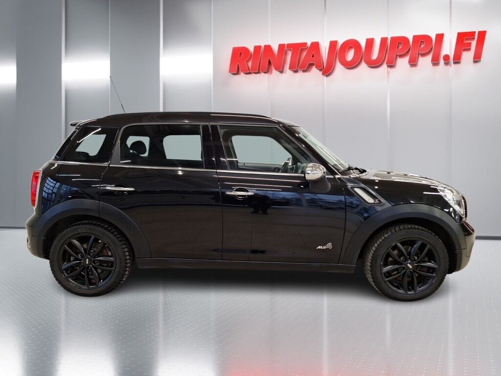 Mini Countryman 2011 Musta