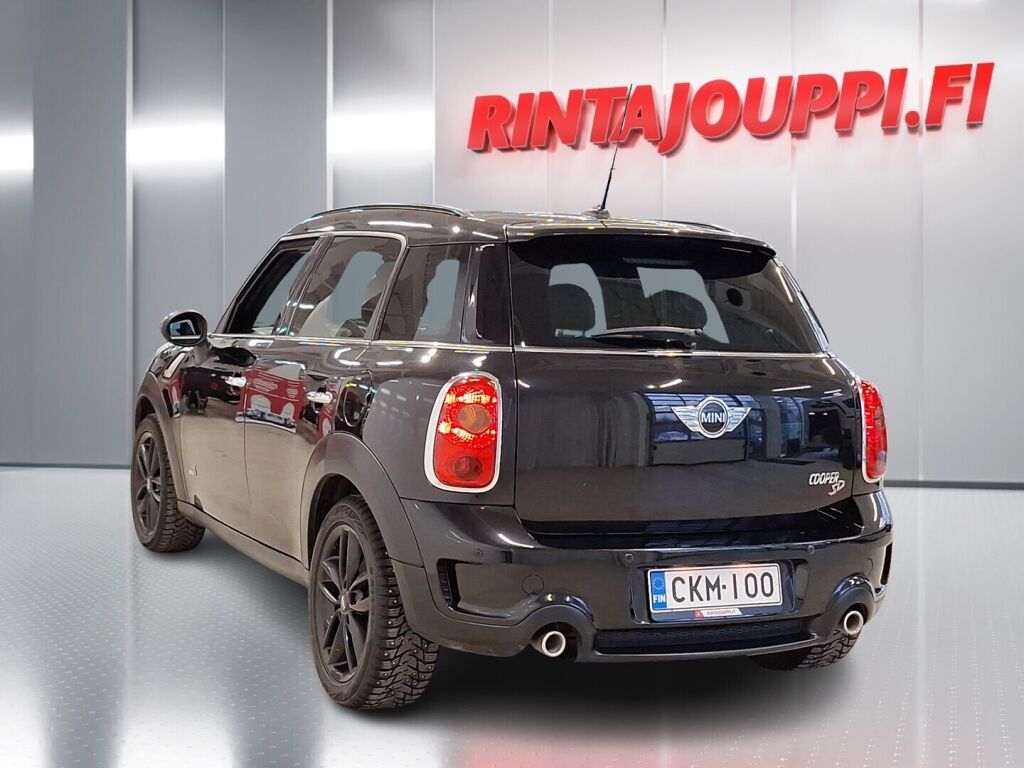 Mini Countryman 2011 Musta