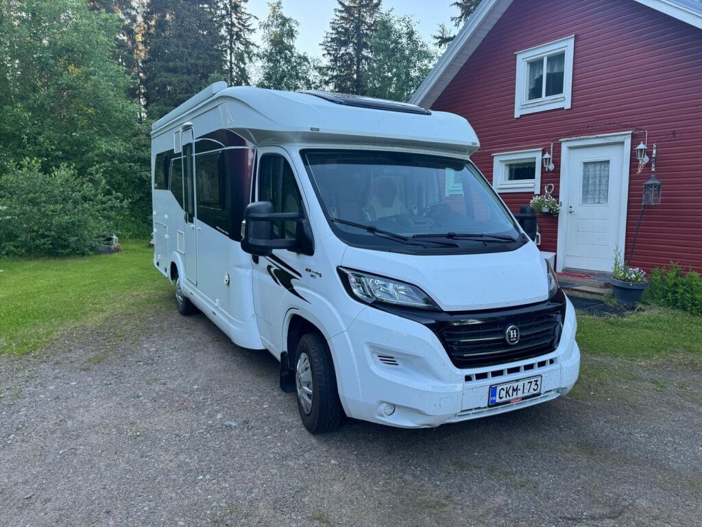 Hobby OPTIMA ONTOUR T65 FL 2017 Valkoinen