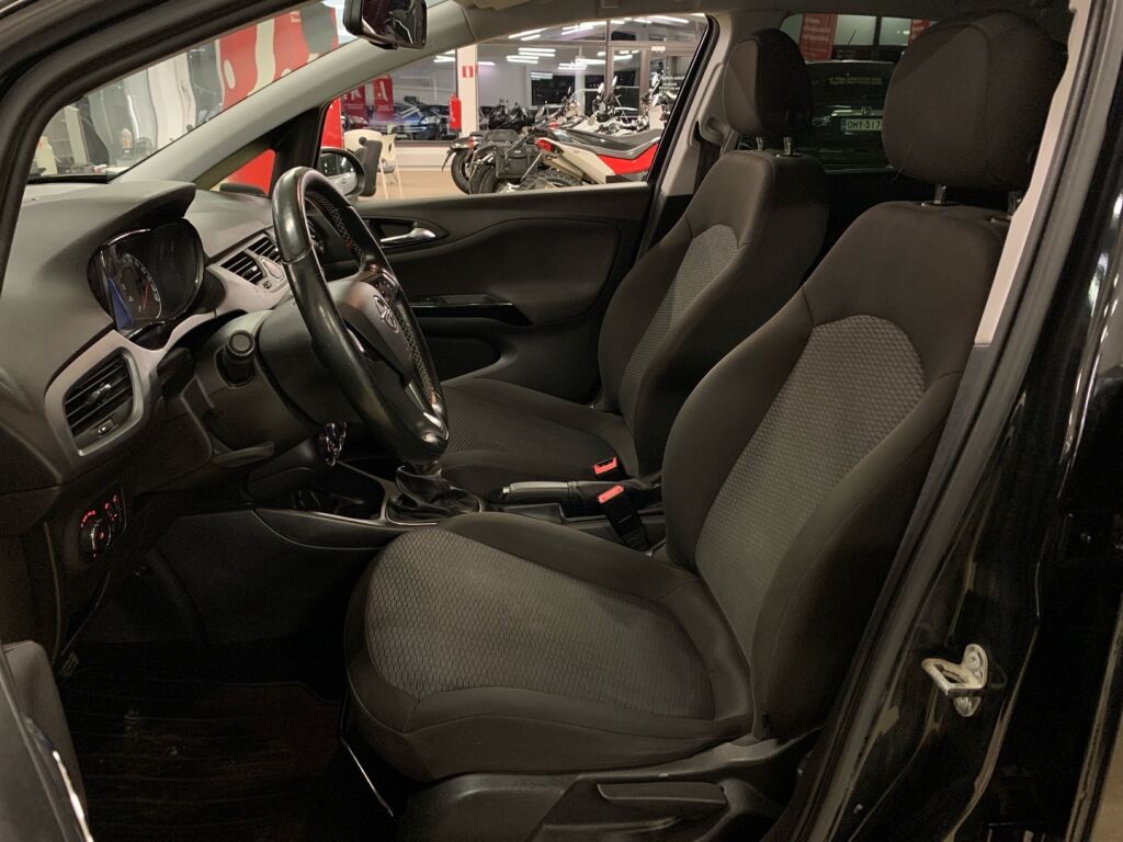 Opel Corsa 2017 Musta