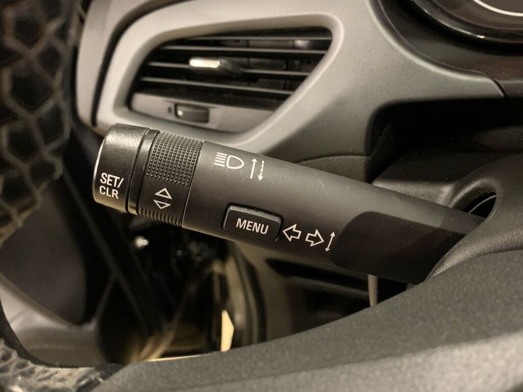 Opel Corsa 2017 Musta