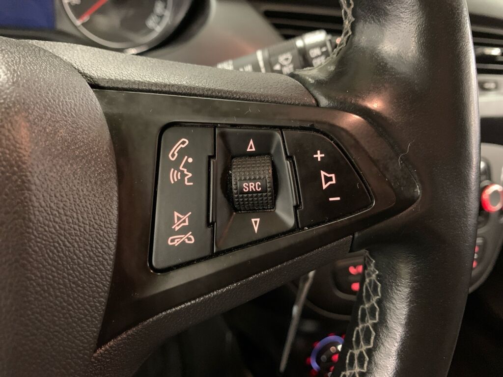 Opel Corsa 2017 Musta