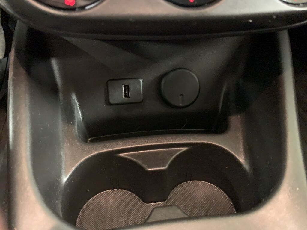 Opel Corsa 2017 Musta