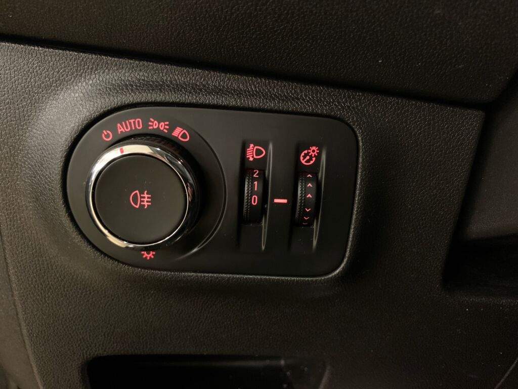 Opel Corsa 2017 Musta