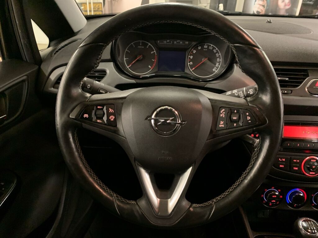 Opel Corsa 2017 Musta