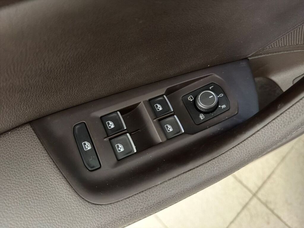 Volkswagen Passat 2017 Sininen
