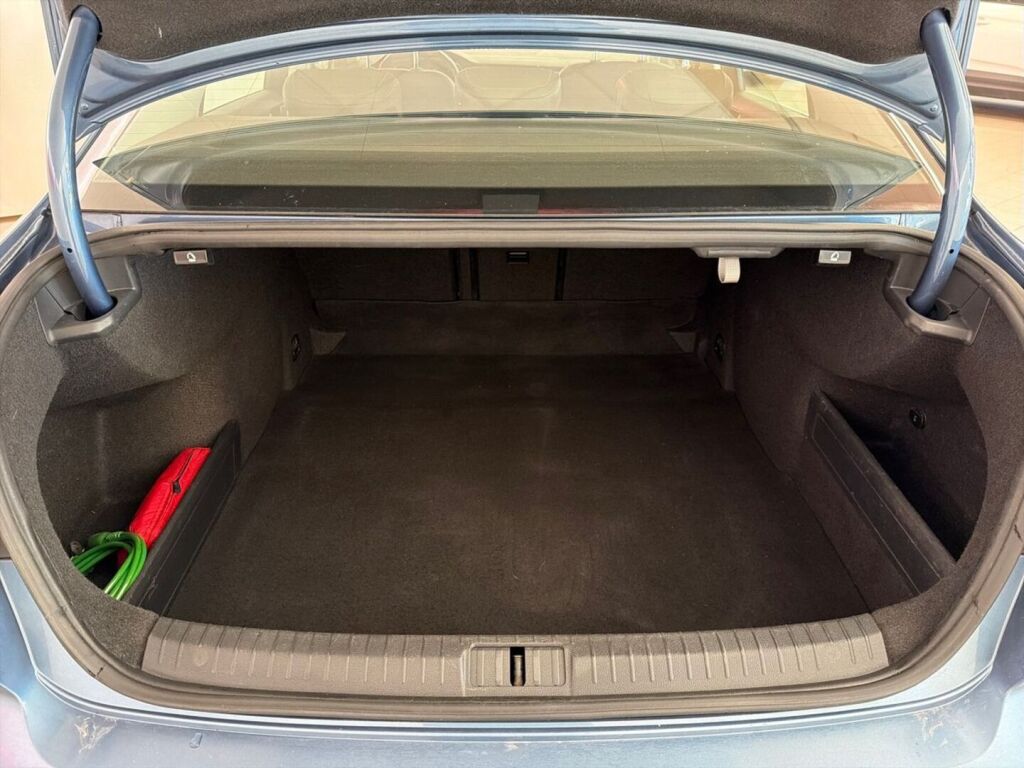 Volkswagen Passat 2017 Sininen