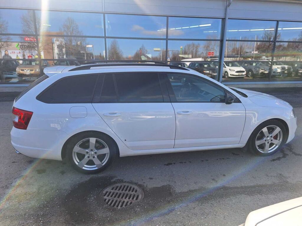 Skoda Octavia 2016 Valkoinen