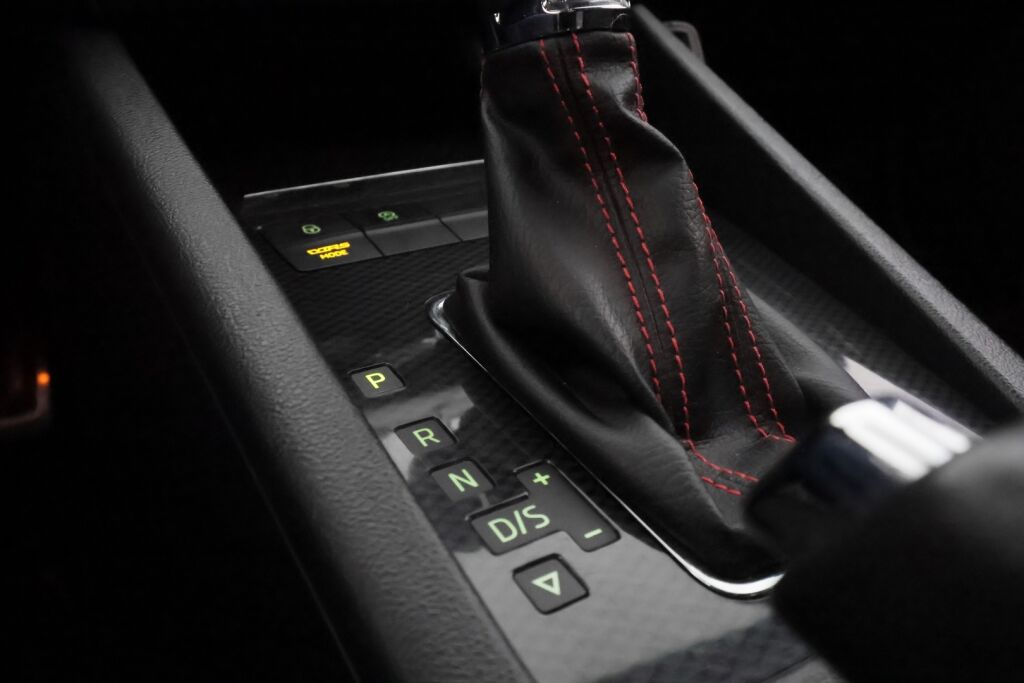 Skoda Octavia 2017 Valkoinen