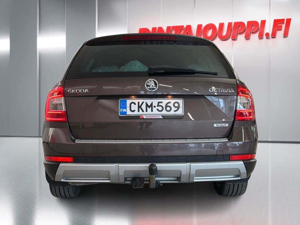 Skoda Octavia 2017 Ruskea (beige)