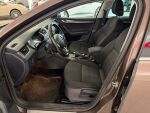 Skoda Octavia 2017 Ruskea (beige)