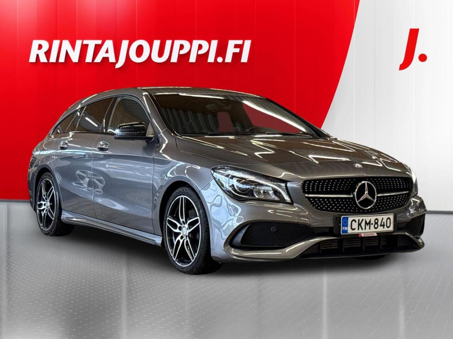Harmaa Mercedes-Benz CLA