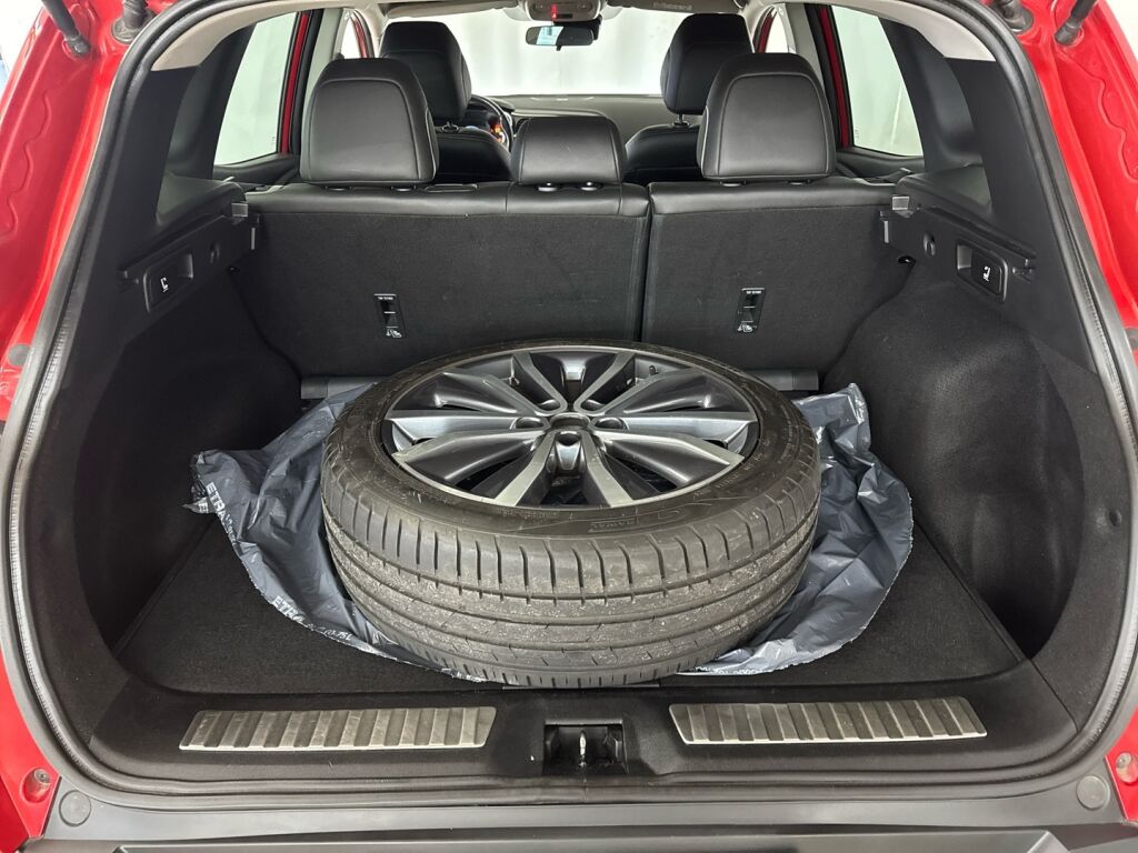 Renault Kadjar 2017 Punainen