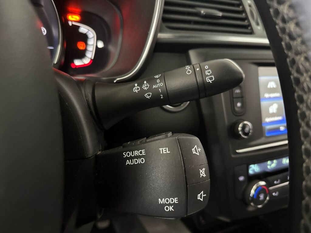 Renault Kadjar 2017 Punainen