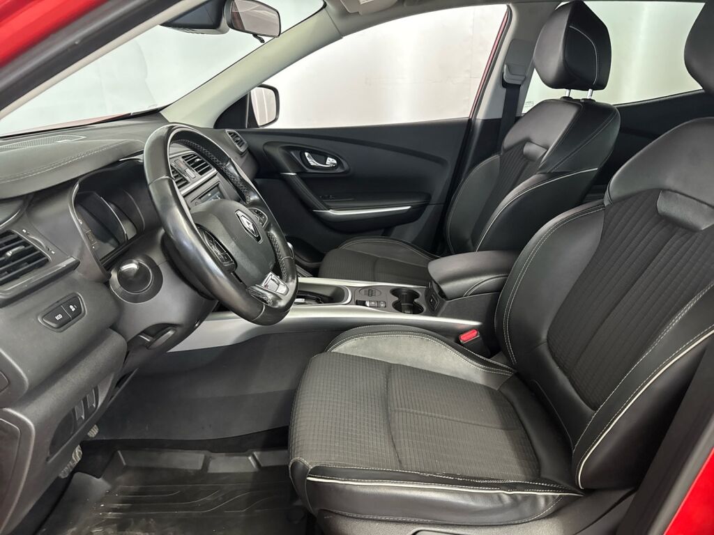 Renault Kadjar 2017 Punainen