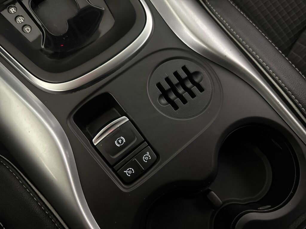 Renault Kadjar 2017 Punainen