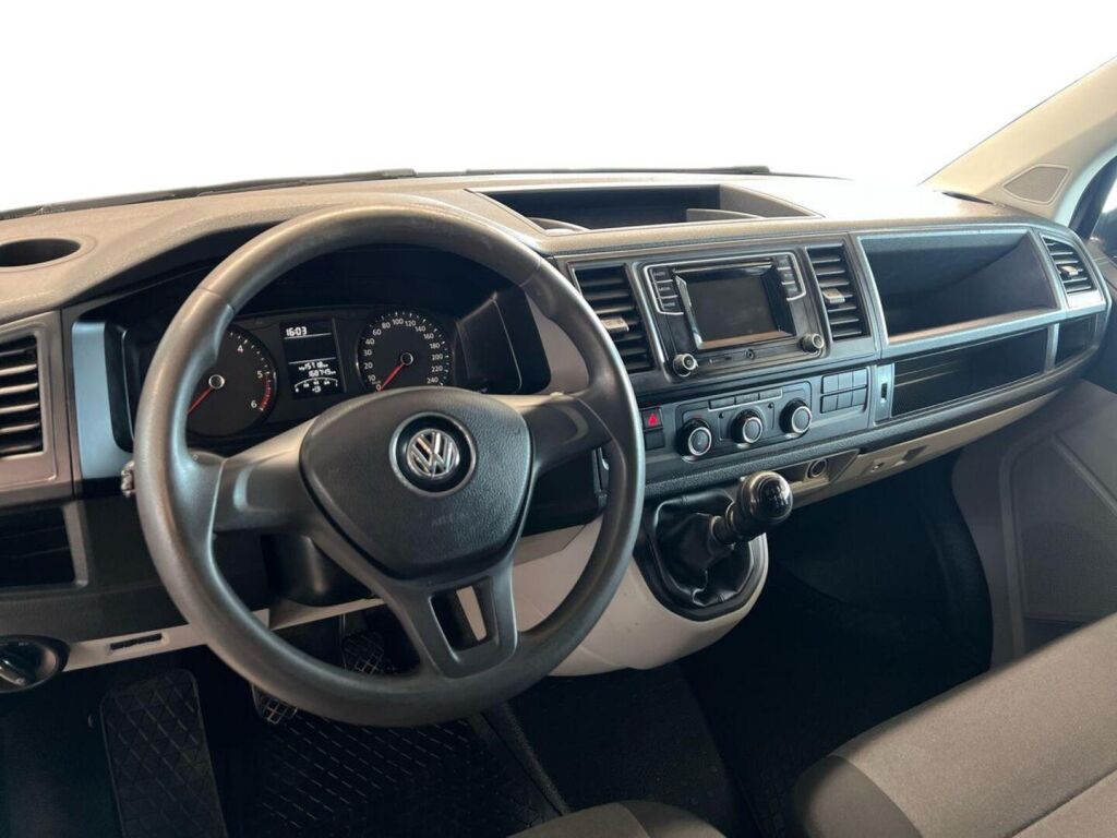Volkswagen Transporter 2017 Musta
