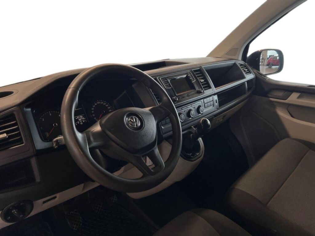 Volkswagen Transporter 2017 Musta