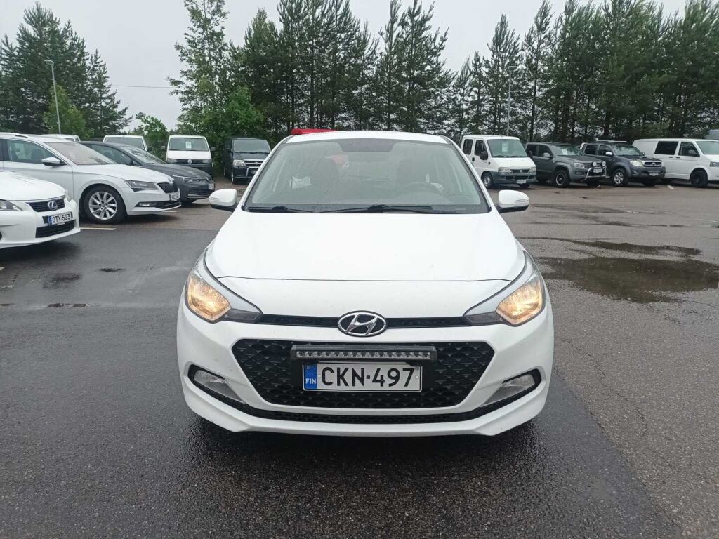 Hyundai i20 5d 2016 Valkoinen