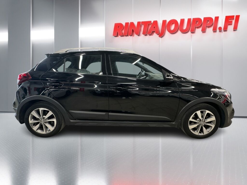 Hyundai i20 Active 2018 Musta