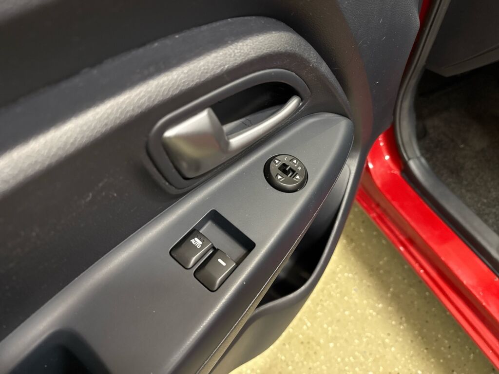 Kia Rio 2017 Punainen