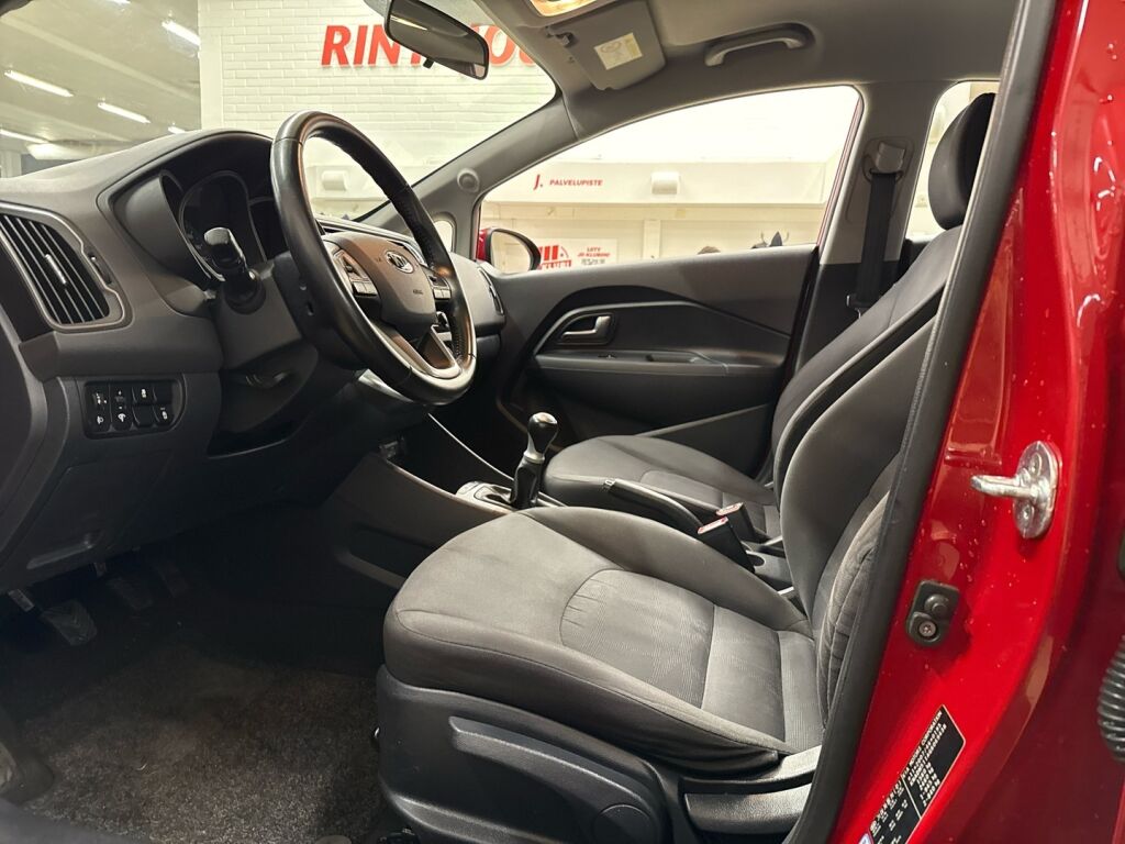 Kia Rio 2017 Punainen