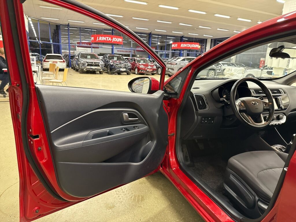 Kia Rio 2017 Punainen