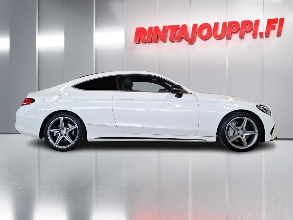 Mercedes-Benz C 2016 Valkoinen