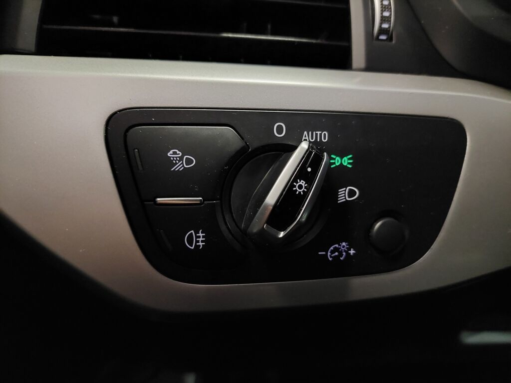 Audi A4 allroad quattro 2017 Sininen