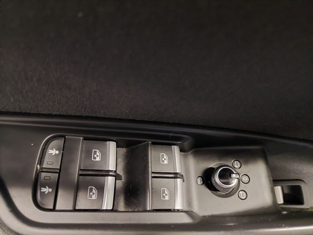 Audi A4 allroad quattro 2017 Sininen